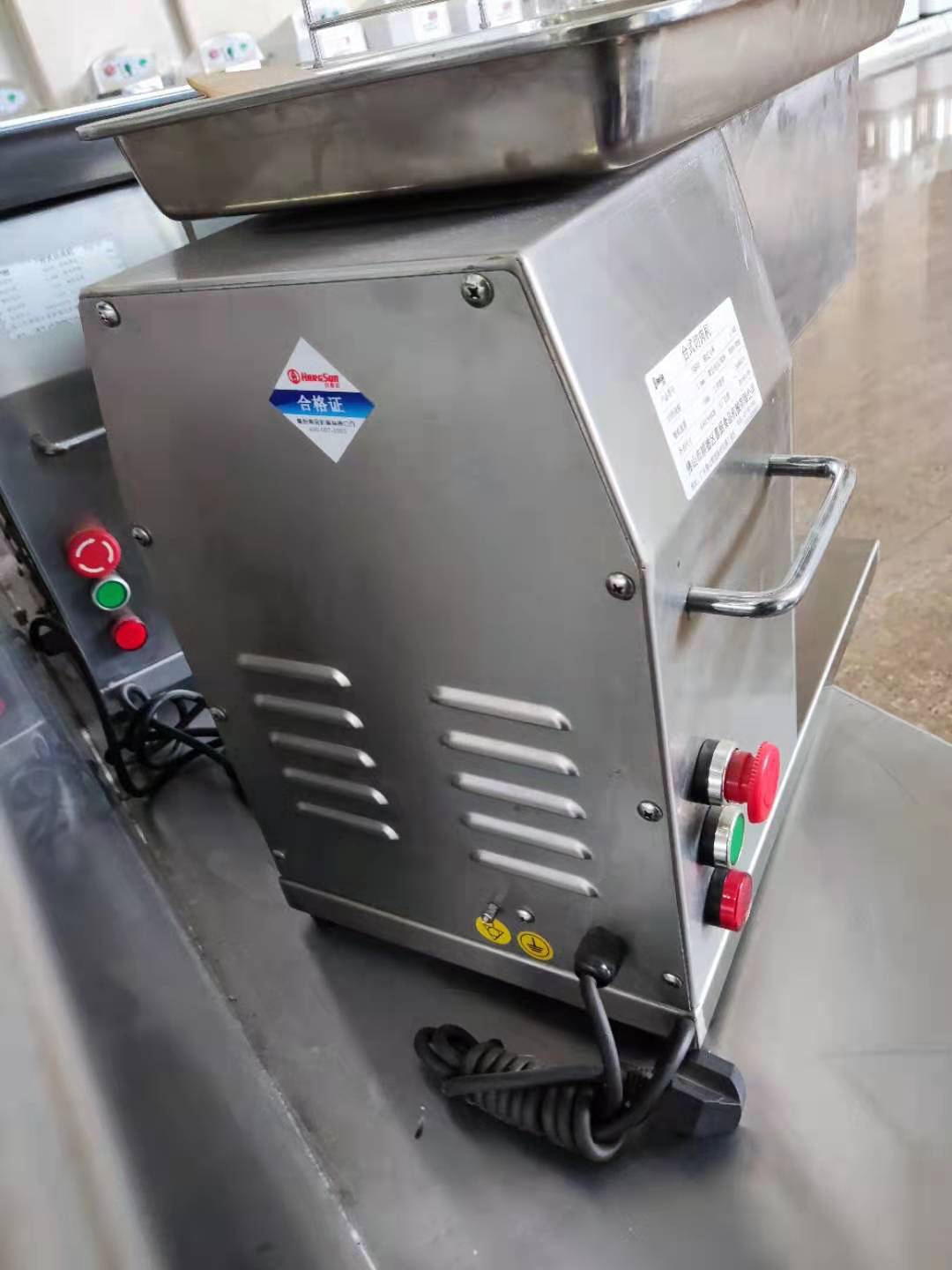 автоматический автомат для резки 250kg/H 600W цыпленка 45kg для резать мясо