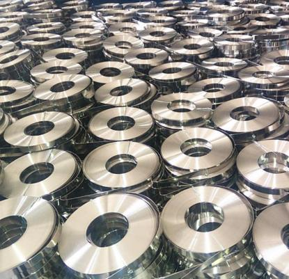 201 304 Cinturón de banda de acero inoxidable para poste de telecomunicaciones al aire libre 300M por rollo