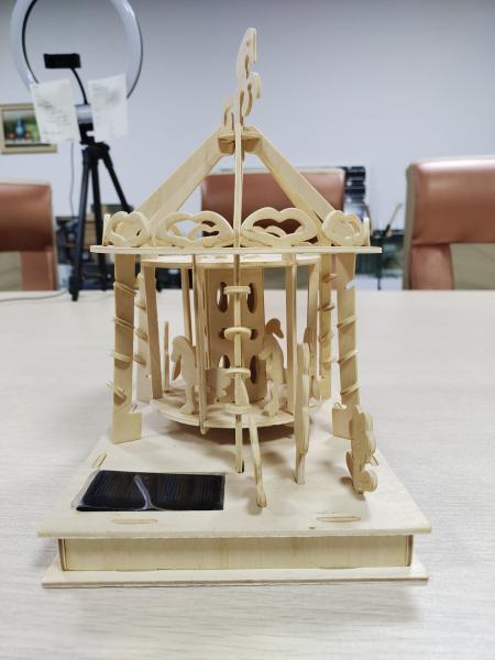 DIY Self Assembling Solar Educational Toys Wooden Playground Toys