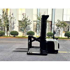 3 Tons Reach Truck, Electronic Steering, Shock Absorption, Overheat Protection