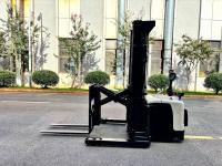 Elevador elétrico de alcance em movimento com pneu de poliuretano e motor de acionamento de CA