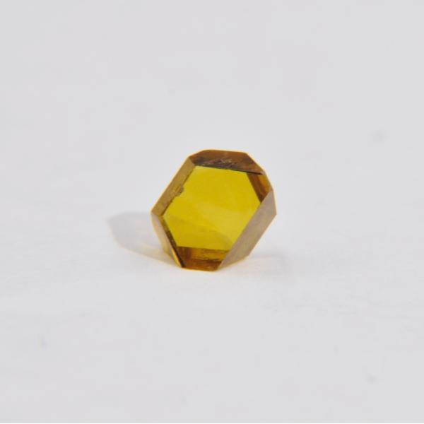 HPHT Monocrystalline MCD Diamond Engineered Crystal Structure Mirror Smooth Surface