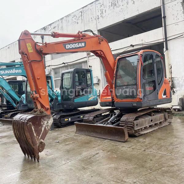 Used Engineering Doosan DX75 Crawler Excavator With 7350kg Operating Weight