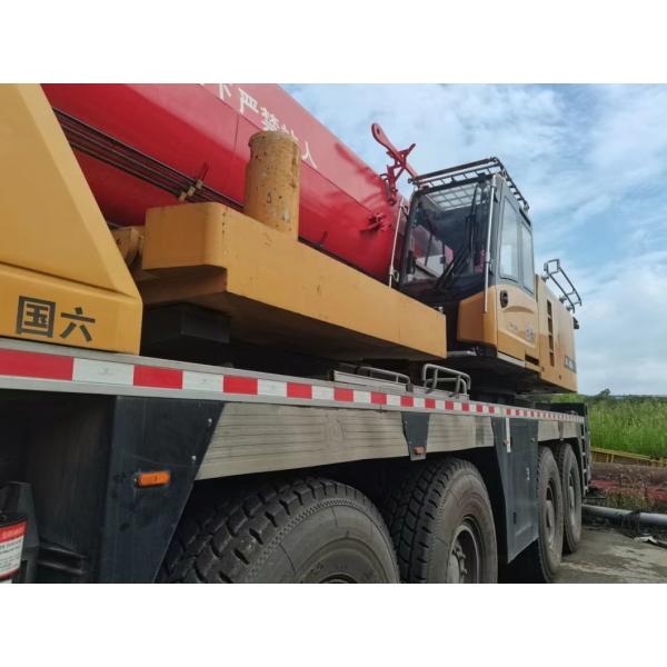 300 toneladas S Cualquier grúa montada en camión 2022 SAC3000C8 Grúa de cinco brazos Jib en buenas condiciones