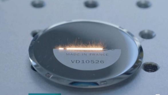 20W-100W fiber Laser Marking Machine Powerful Marking in 110mm X 110mm Area