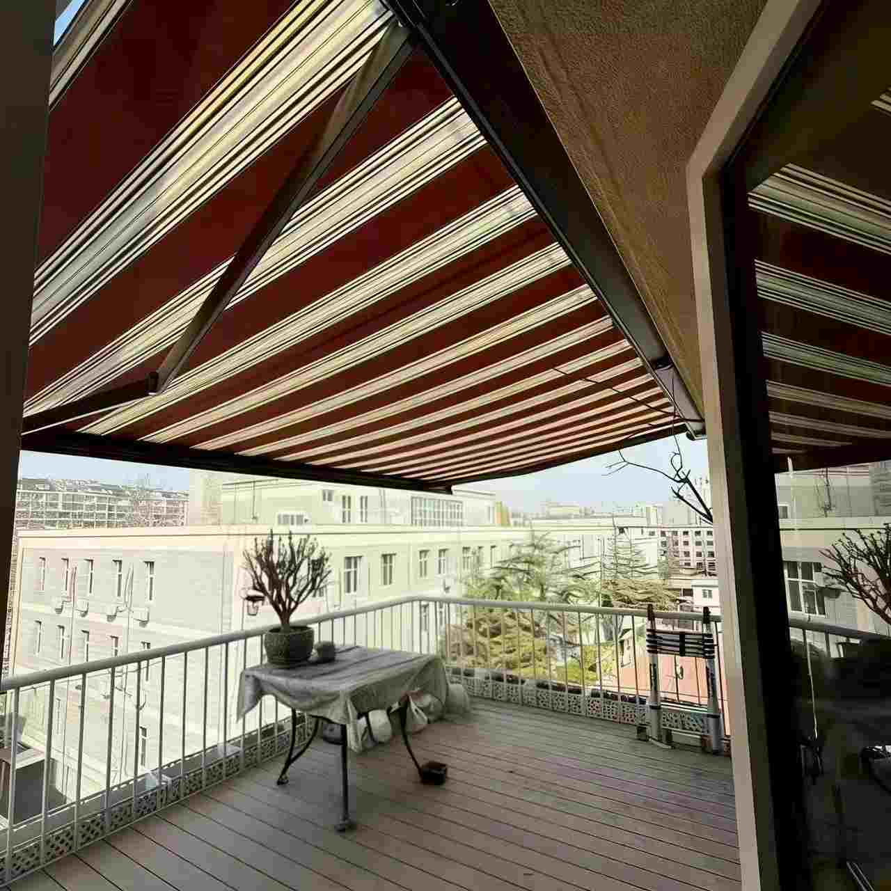 Cassette Retractable Awning for Residences, Villas, Shops & Clubs