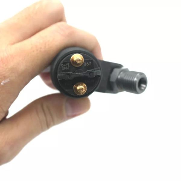 0445120066 0445120067 Excavator Common Rail Injectors for Volvo Deutz EC210 D6E Fuel Diesel Engine Guaranteed 20X5X5 cm