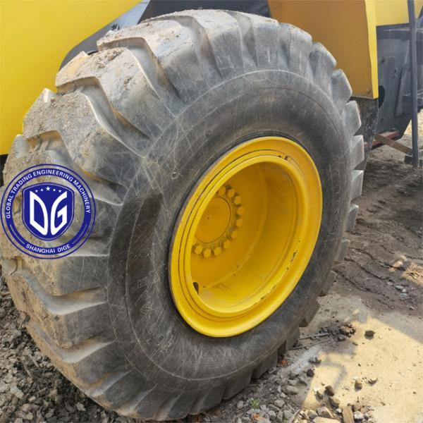 Carregador Komatsu usado WA320-5 original e em boas condições poupando mão-de-obra em estoque limitado