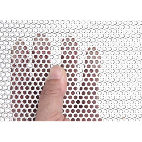 La feuille en aluminium perforée, poids léger perforé en aluminium de panneau en métal convient à la décoration architecturale