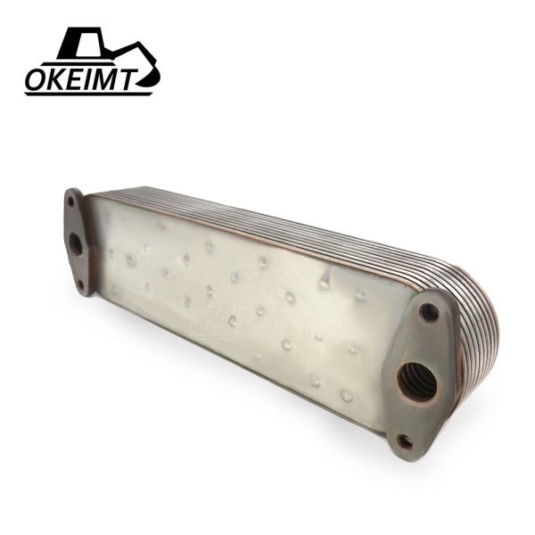 Un noyau plus frais d'huile à moteur d'OKEIMT 6152612111 pour le rendement élevé de KOMATSU