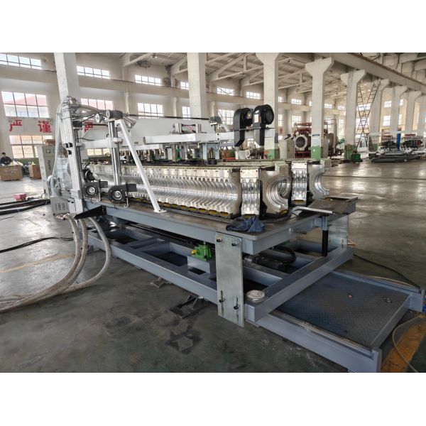 Línea de extrusión de tubería corrugada de pared simple con voltaje de 220-440V, velocidad de salida máxima de 15 m/min y especificación de 75-250 mm