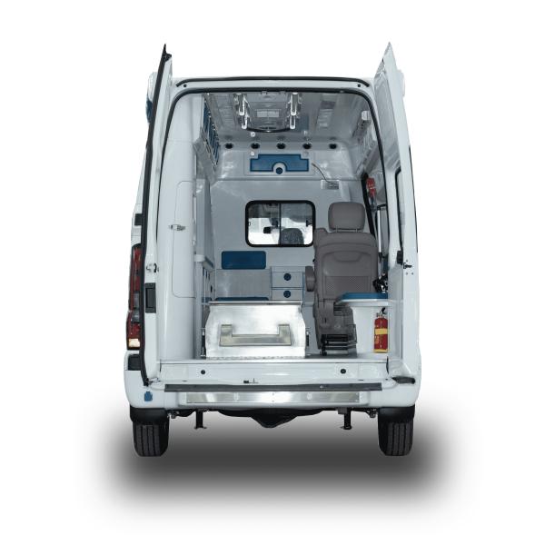 Ford Ambulance d'approvisionnement médical direct de type 2 4x4 Furgonnette de sauvetage pour le transport de patients Diesel Carburant voie arrière 1704mm