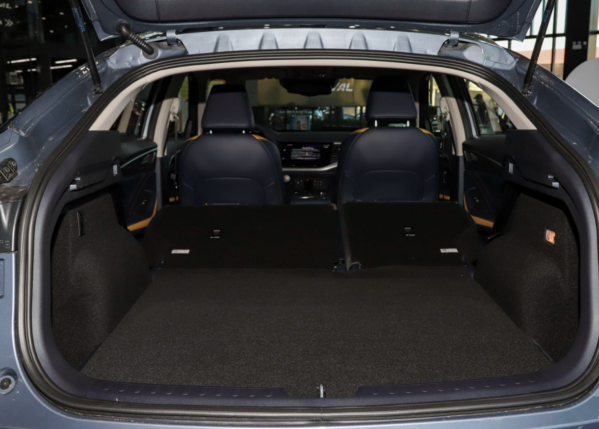 Автоматическая 2.0T GVP Pioneer 4WD Haval F7X Бензиновый внедорожник Compact 7 Gears DCT