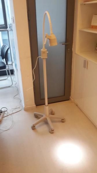 Clinic Checking Use 30000 Lux LED Examination Light With Stand ISO