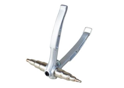 Light Ergonomic Aluminum Hand Swaging Tool For Copper Pipe Swing Anticorrosive