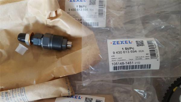Supply ISUZU 4JG2  engine genuine spare parts Nozzle injector