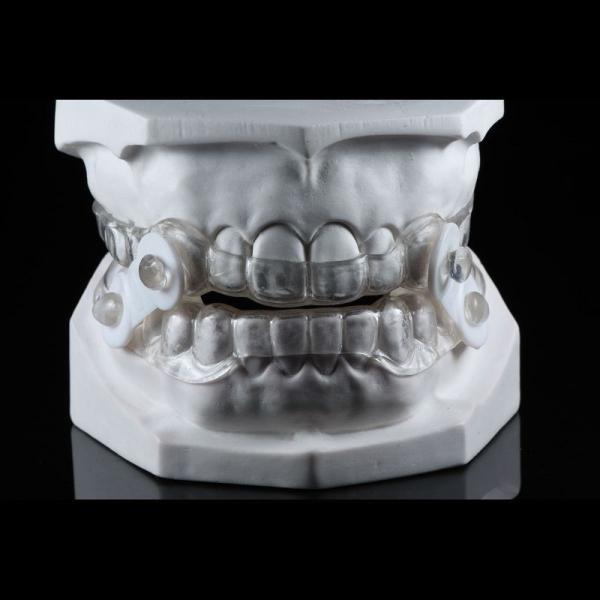 Flexible Non Snoring Mouthpiece Devices With Adjustable Straps
