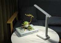 Lâmpada de mesa dobrável de braço ajustável 5500 Kelvin Controle táctil com 10 lâmpadas para iluminação brilhante