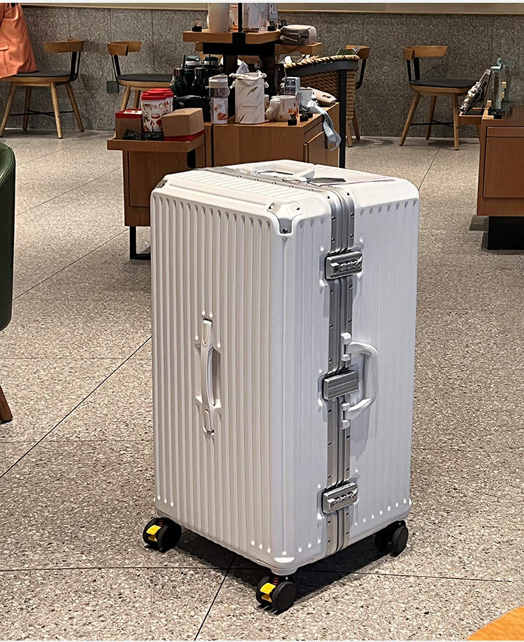 PC Fabric Aluminum Frame Suitcase  Business Travel  Luggage With Tsa Locks Built In