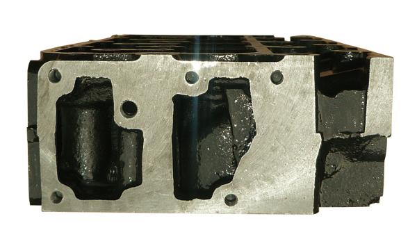 KIA K3000 Besta JT Iron Casting Cylinder Head 0K75A-10-100 909061 3.0L 8V