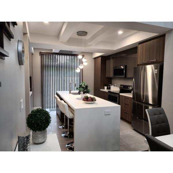 High End Kitchen Cabinet Modern Smart Waterproof Fireproof Wood for Villa/Apartment