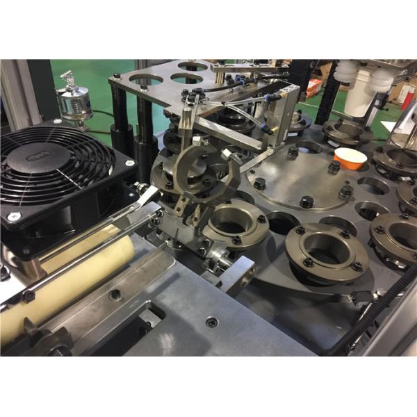 Машина 2500 ×1800 ×1700MM втулки бумажного стаканчика стены высокой эффективности двойная