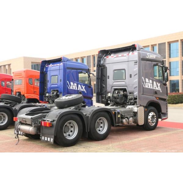 SINOTRUCK HOWO Max 4*2 6*4 Traction Truck Diesel Version Special Truck Traction Head