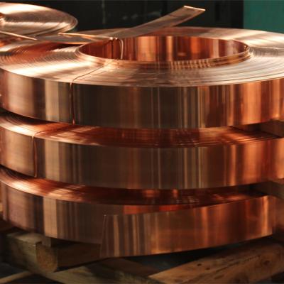 Rolo de fita de cobre com boa condutividade elétrica