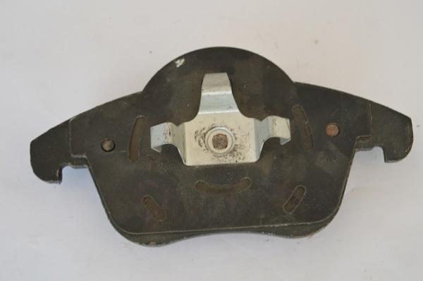 44.5mm Width No Noise D1306 Ceramic Car Brake Shoe For Audi