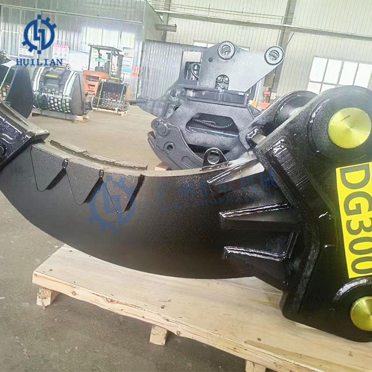 ZX270 ZX300 ZX330 ZX350 Excavator Attachment Machinery Heavy Duty Hydraulic Ripper for 30tons 33tons 35tons Excavator
