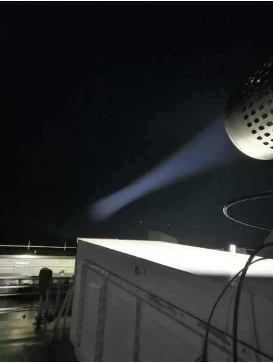 LED Spot Search Light 200W 300W IP66 Anti-corrosion en acier imperméable à l'eau 1000m 3000m Navires de mer Navires de mer Navires de recherche et de sauvetage à distance