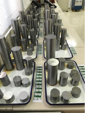 Étanchéité fiable des vannes à boisseau sphérique API6A du bord métallique à 360 degrés