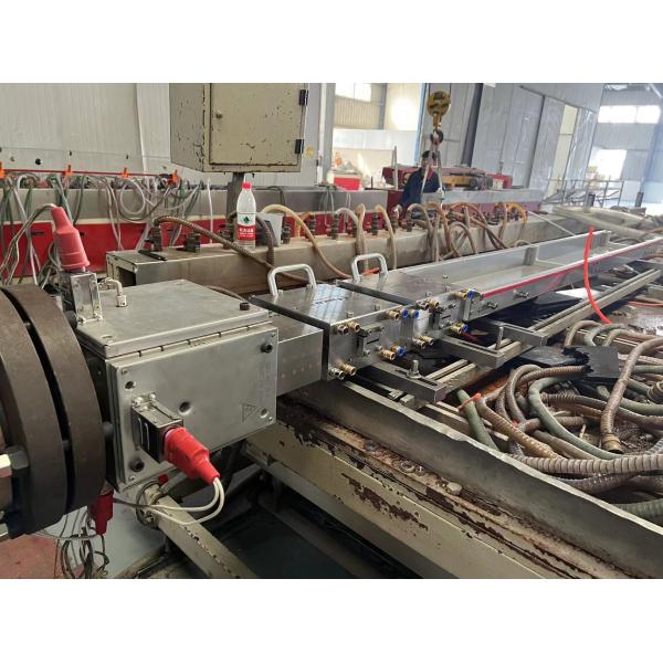 3CR17 Material Used in PE WOOD Molds Extrusion Moulding Die for Superior Decking Mold