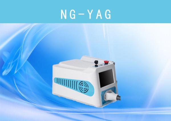 Q - Switched Nd Yag Laser Machine , Portable 1064 / 532nm Laser Tattoo Removal Equipment