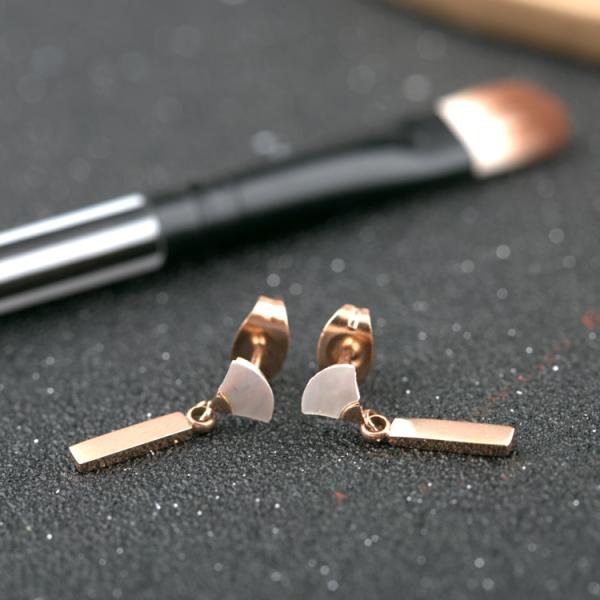 Elegant Lady Fashion Jewelry Stainless Steel Fan-Shaped Drop Earrings