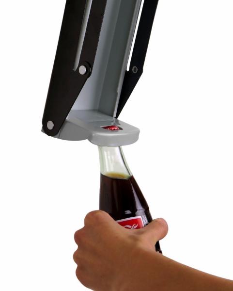 cheap price with good quality 16oz wall mount crusher hand type can crusher and bottle opener
