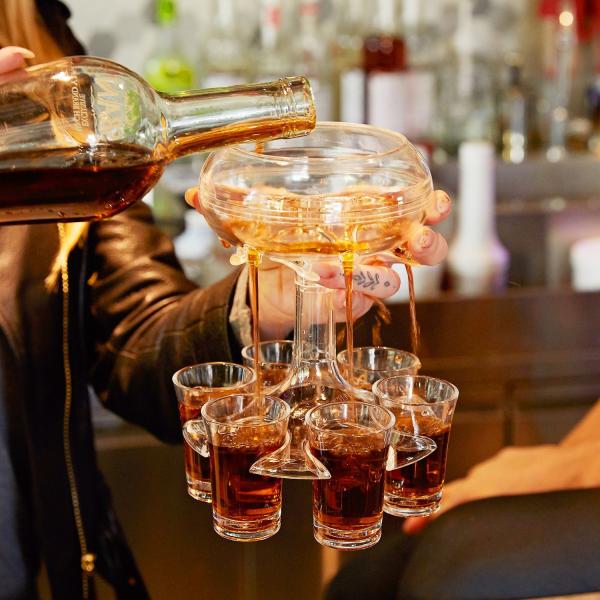 Production Wine Dispenser Cup 6 Shot Glass Dispenser for Whisky Connoisseurs