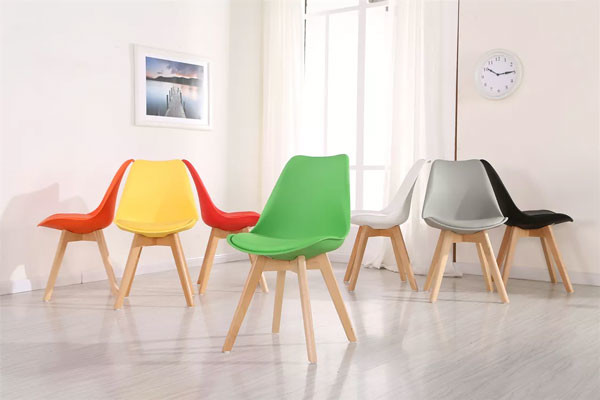 Italian Modern Nordic Dining Chair 4.3KG Low Back Plastic Molded Side