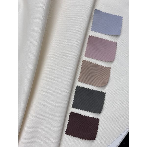 150cm 180G Spring And Autumn Explosive B Home Same Style 38% Polyester 62% Cotton Commuter Style Soft Light Style Clothing Material