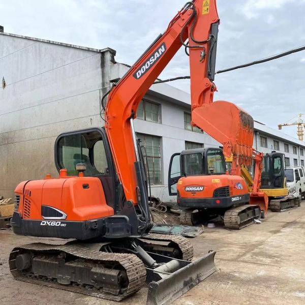 Excavateur hydraulique Doosan Dx60 Dx75 Dx150 Dx225 Dh60 Dx300