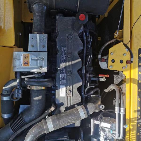0.8m3 2021 Использованный экскаватор Komatsu PC200-6/7/8 с двигателем Cummins