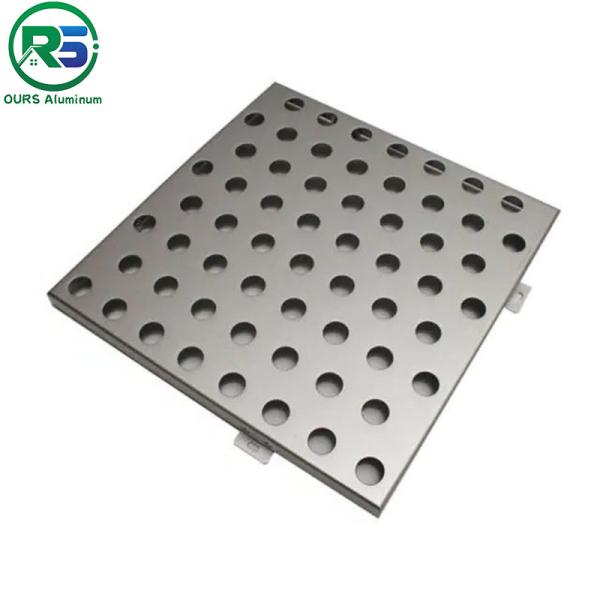 As telhas arquitetónicas de alumínio onduladas à prova de fogo do teto do metal dos painéis de parede suspenderam 200mm