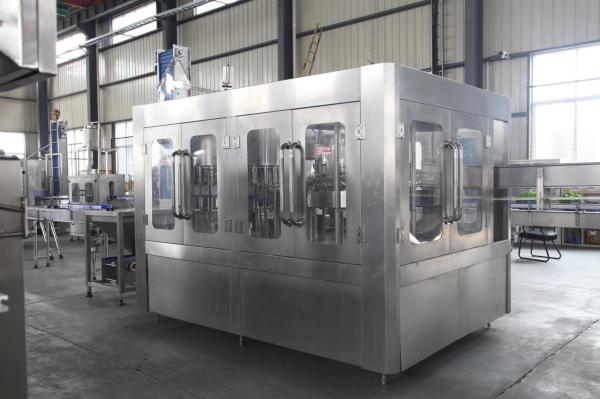 Plastic Round Bottle 500ml Liquid Filling Line CE Certificated For Treated Clean Water