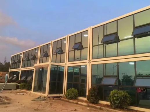 Detachable Prefabricated Container Houses For Sale, Suitable For Hospitals, Schools And Construction Sites