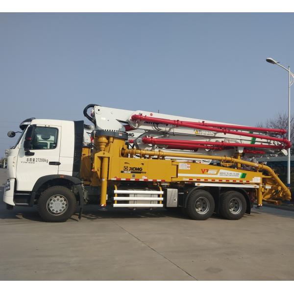 Sinotruk Factory price 6x4 52m HB52V schwing concrete pump remote control truck mounted mixer concrete pump pipe