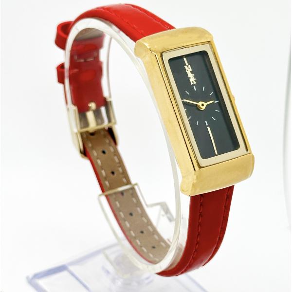 Изумленные женские кварцевые наручные часы с водостойкостью 30 метров