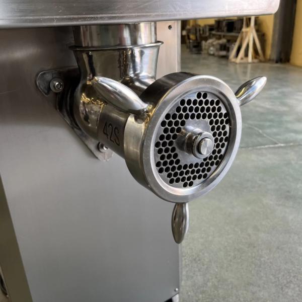 High Capacity Commercial Meat Grinder Meat Mincer Machine Easy Operation