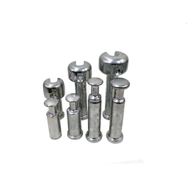 Instalação de isolantes de esferas e tomadas galvanizadas a quente de alta tensão