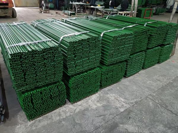 Green Coated 12 Foot Metal Fence Posts for Fenc Thick Hot Dipped Galvanized Star Picket