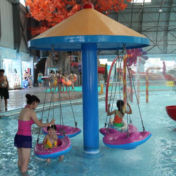Parque de suspensão da água do jogo do Aqua da cadeira da resina de Ashland para 4 crianças garantia de 1 ano
